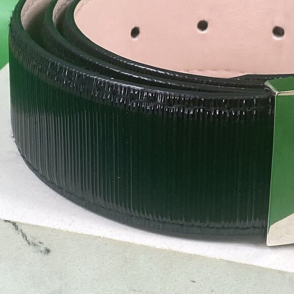 38" Reversible Ribbed Belt Black or Pink - Picture 2 of 6